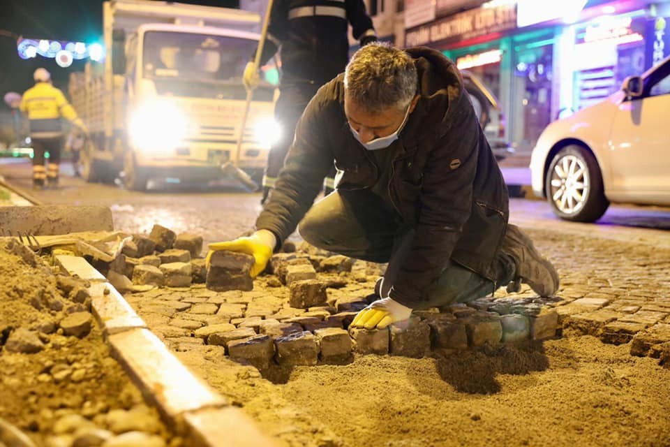 baskan atabaydan gece mesaisi 2 87Yf3IUO Başkan Atabay’dan gece mesaisi