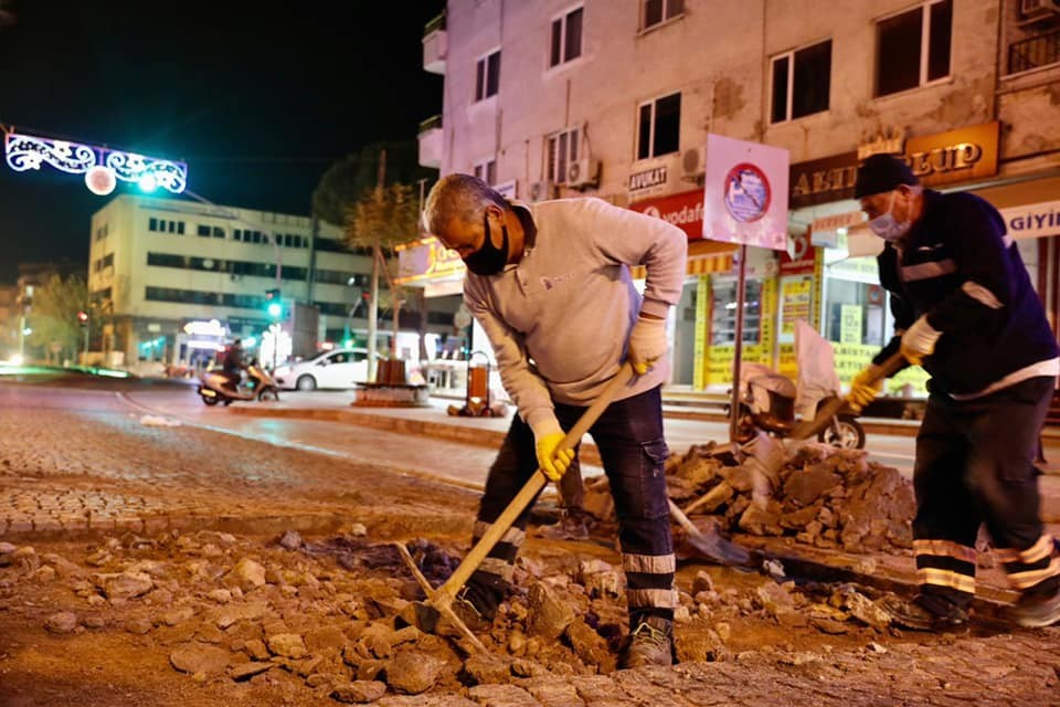baskan atabaydan gece mesaisi 5 pkSdqpO9 Başkan Atabay’dan gece mesaisi