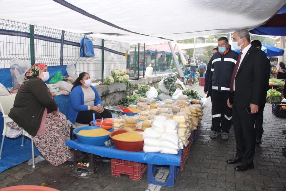 baskan kaplan haftaya pazar ziyareti ile basladi 3 jXLAhsS9 Başkan Kaplan haftaya pazar ziyareti ile başladı