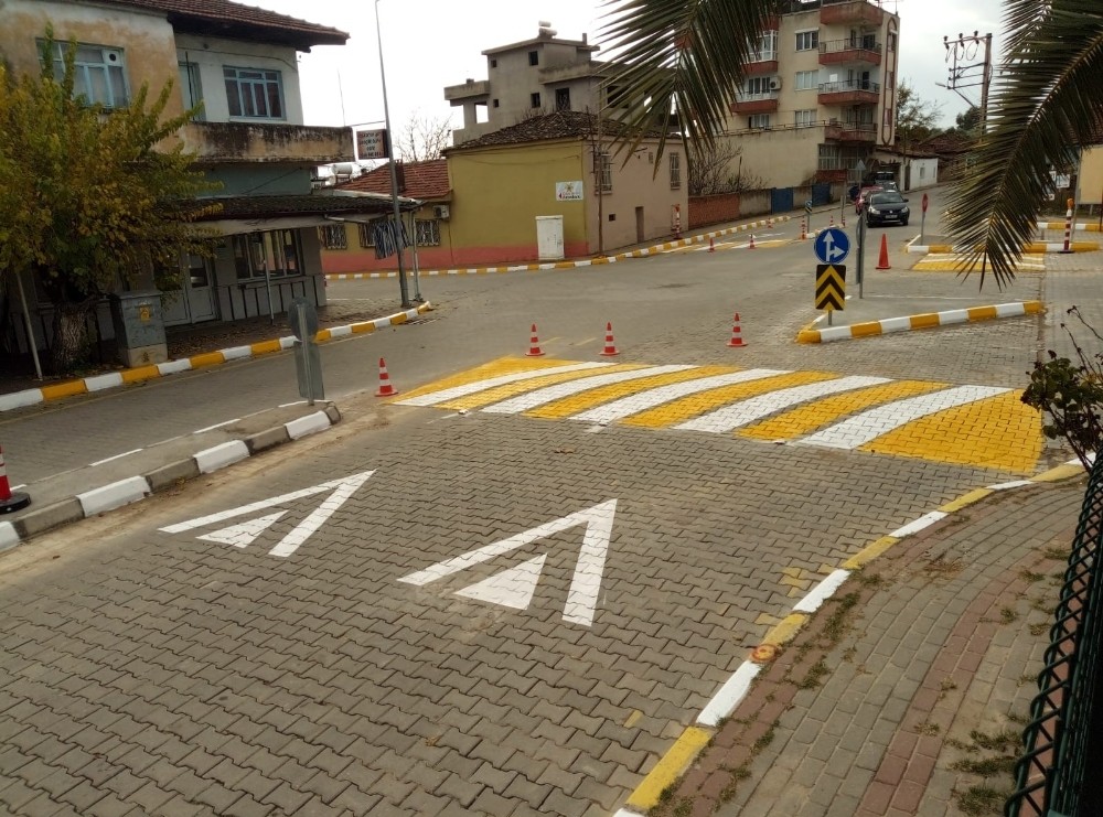 buyuksehir dallicada kavsak calismasini tamamladi 1 I1NjRhh1 Büyükşehir, Dallıca’da kavşak çalışmasını tamamladı