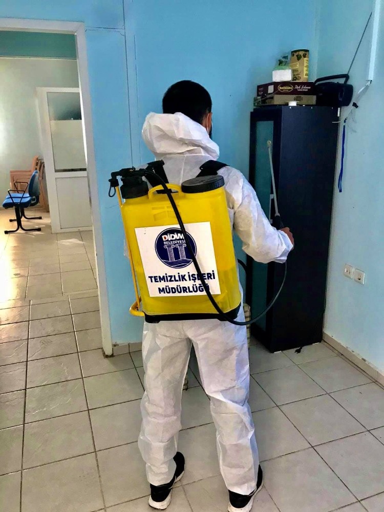 Didim’de muhtarlıklar dezenfekte edildi 1 didimde muhtarliklar dezenfekte edildi 1 3f1N4XQu Didim’de muhtarlıklar dezenfekte edildi