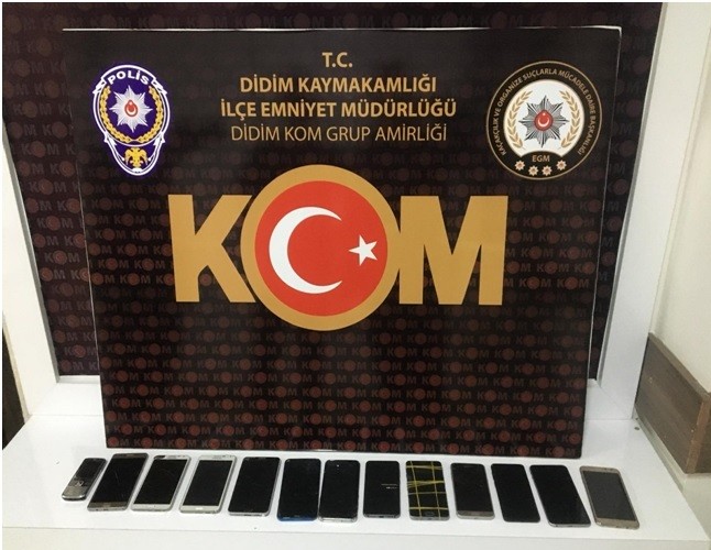 didimde sahte icki ve kacak cep telefonu operasyonu 1 Didim’de sahte içki ve kaçak cep telefonu operasyonu