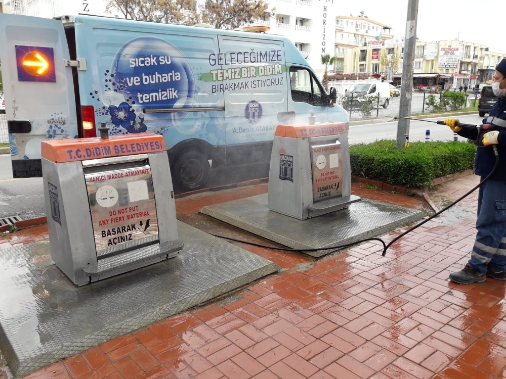 didimde temizlik calismalari suruyor 1 YaIjAIYD Didim’de temizlik çalışmaları sürüyor