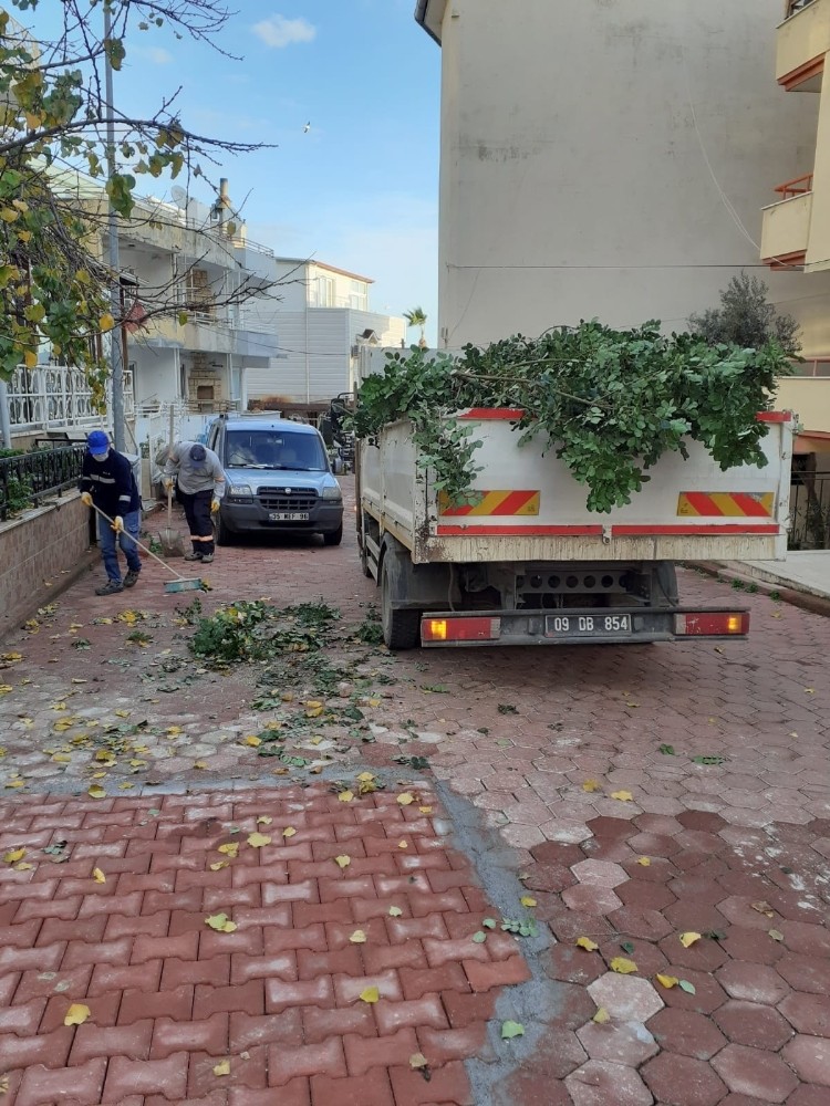 didimde temizlik calismalari suruyor 3 QZVg9c9w Didim’de temizlik çalışmaları sürüyor