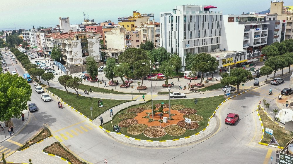 kusadasi nda trafik sakinlestirme projesi devam ediyor 1 aPrVAQh6 Kusadası’ nda trafik sakinleştirme projesi devam ediyor