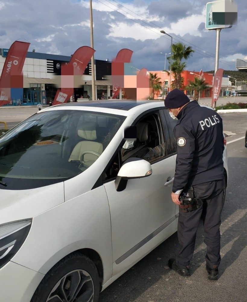 kusadasinda kisitlamaya uymayan 32 kisiye 100 bin 800 lira ceza kesildi 1 LW7NIJUh Kuşadası’nda kısıtlamaya uymayan 32 kişiye 100 bin 800 lira ceza kesildi