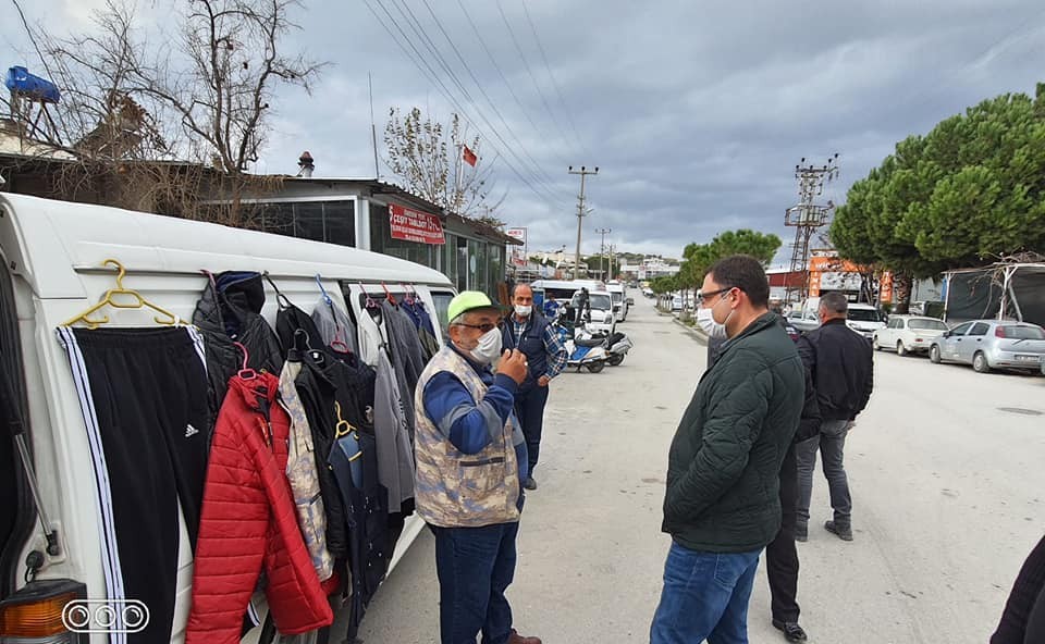 mhp ilce yonetiminden esnafa yilbasi ziyareti 3 MHP ilçe yönetiminden esnafa yılbaşı ziyareti