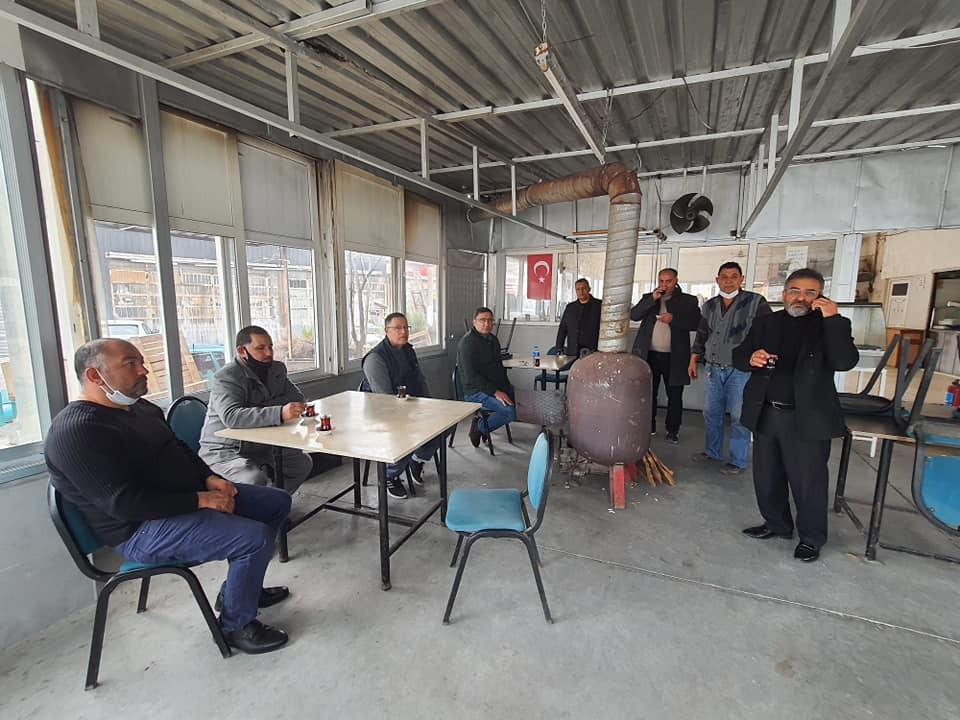 mhp ilce yonetiminden esnafa yilbasi ziyareti 5 wf3JLpjh MHP ilçe yönetiminden esnafa yılbaşı ziyareti