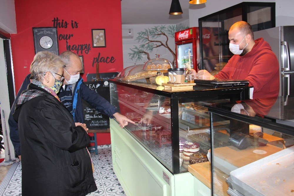 muzik susunca kendi isinin patronu oldu 3 JunIihpR Müzik susunca, kendi işinin patronu oldu