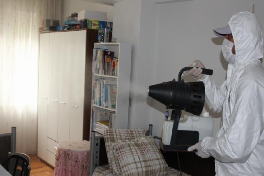 nazillide-pozitif-ve-temasli-hastalarin-evleri-dezenfekte-ediliyor-PYMDX2jI.jpg