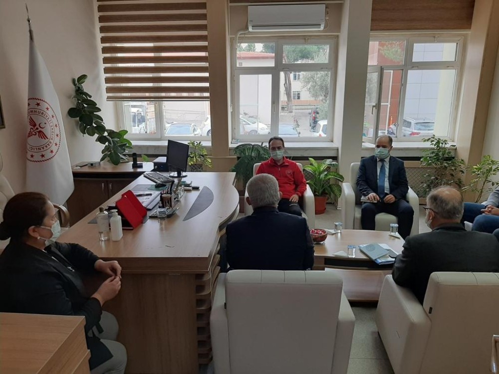 saglik muduru acikgoz cinedeki hastanede incelemede bulundu 1 VTkEkqfK Sağlık Müdürü Açıkgöz Çine’deki hastanede incelemede bulundu