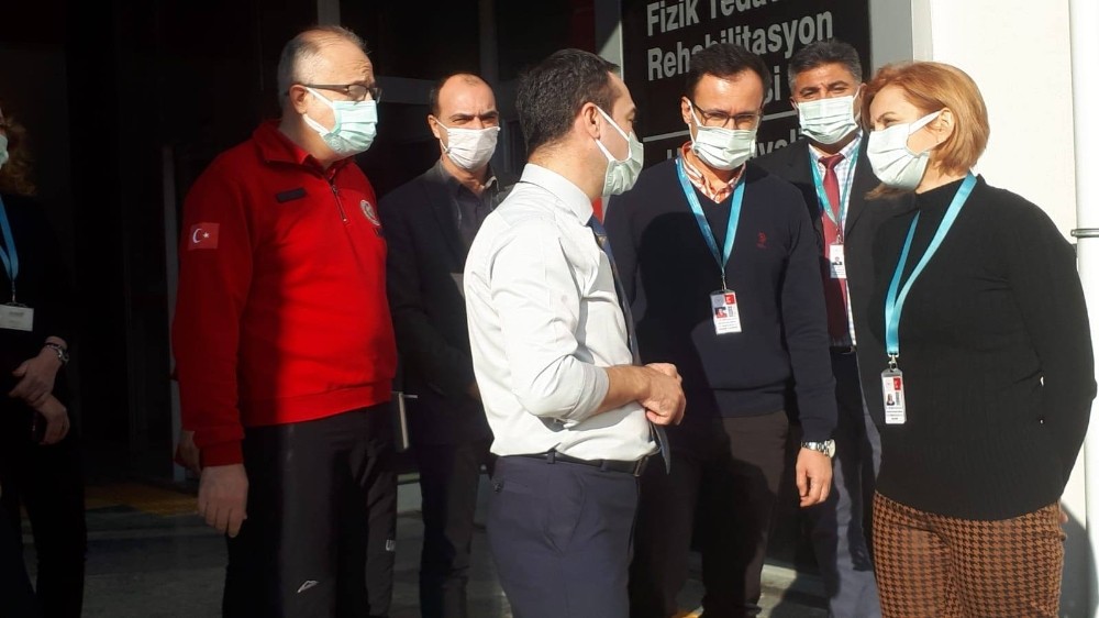 saglik muduru acikgoz soke devlet hastanesindeki calismalari yerinde inceledi 1 qj2J8ZhB Sağlık Müdürü Açıkgöz Söke Devlet Hastanesi’ndeki çalışmaları yerinde inceledi