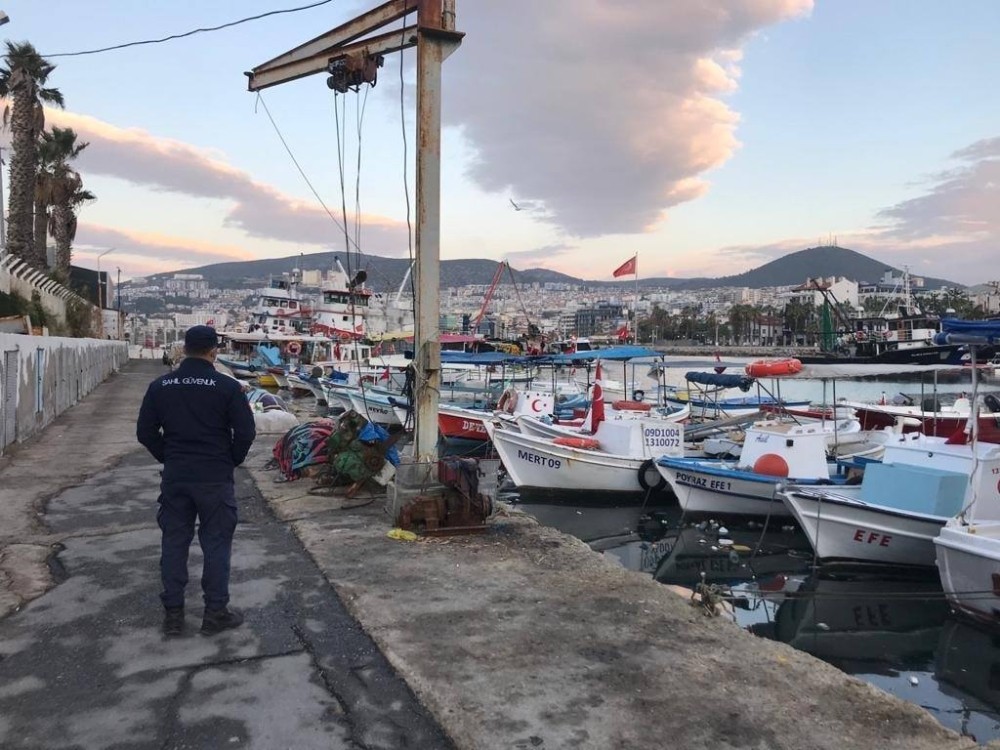 Sahil güvenlik ekiplerinden Kuşadası Körfezi’nde yılbaşı denetimi 1 sahil guvenlik ekiplerinden kusadasi korfezinde yilbasi denetimi 1 Sahil güvenlik ekiplerinden Kuşadası Körfezi’nde yılbaşı denetimi