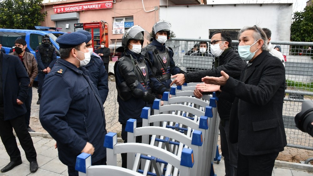 sokede balik ciftlikleri ced toplantisi gergin gecti 1 RMvNAXlS Söke’de balık çiftlikleri ÇED toplantısı gergin geçti