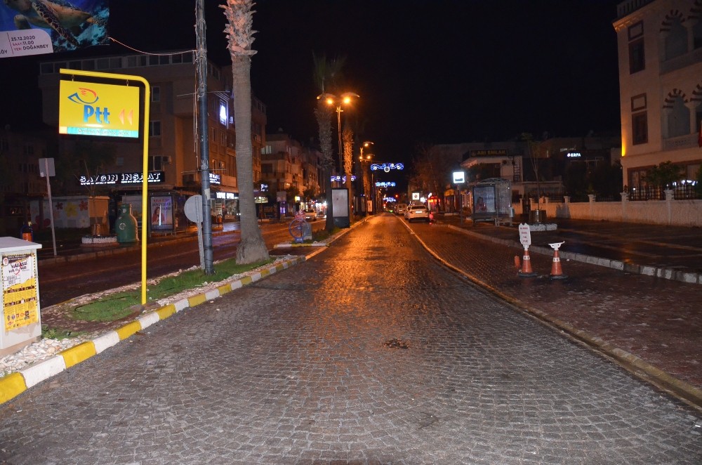 didimde yeni yila evlerde girildi 2 YsrgB29E Didim’de yeni yıla evlerde girildi