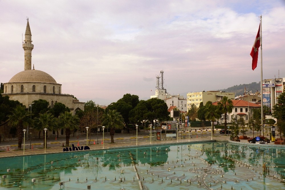 efeler diyari sessizligini korudu 6 IzghfAQD Efeler diyarı sessizliğini korudu