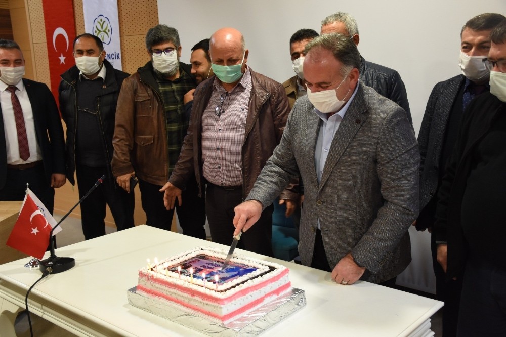 germencik belediye meclisinden esnaf ve sanatkara jest 3 qaiXRsml Germencik Belediye Meclisi’nden esnaf ve sanatkara jest