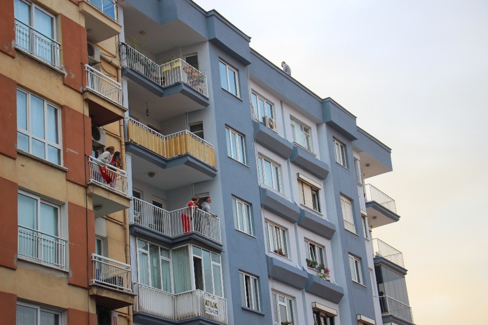 hayalindeki cocuklari icin ekipleri 4 saat boyunca ugrastirdi 4 Ug7VRiAj Hayalindeki çocukları için ekipleri 4 saat boyunca uğraştırdı