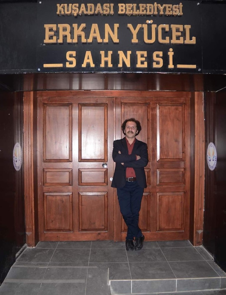 Kuşadası Belediye Tiyatrosu’na sosyal sorumluluk ödülü 9 kusadasi belediye tiyatrosuna sosyal sorumluluk odulu 6 Kuşadası Belediye Tiyatrosu’na sosyal sorumluluk ödülü