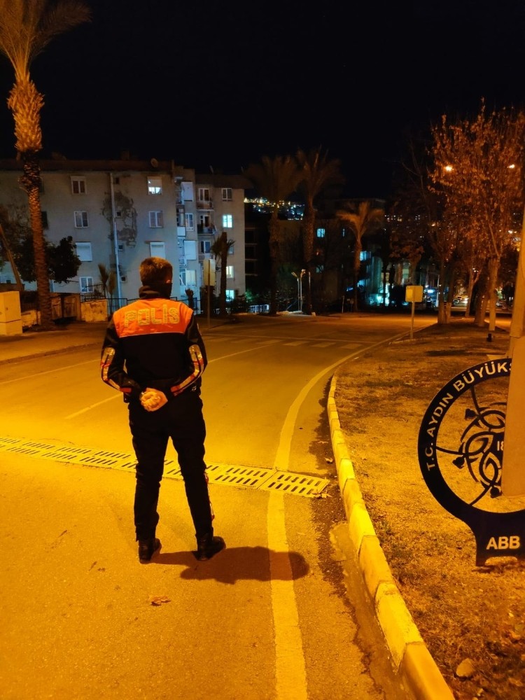 kusadasinda kisitlamaya uymayan 47 kisiye 148 bin 50 lira ceza kesildi 4 JhM8Hwef Kuşadası’nda kısıtlamaya uymayan 47 kişiye 148 bin 50 lira ceza kesildi