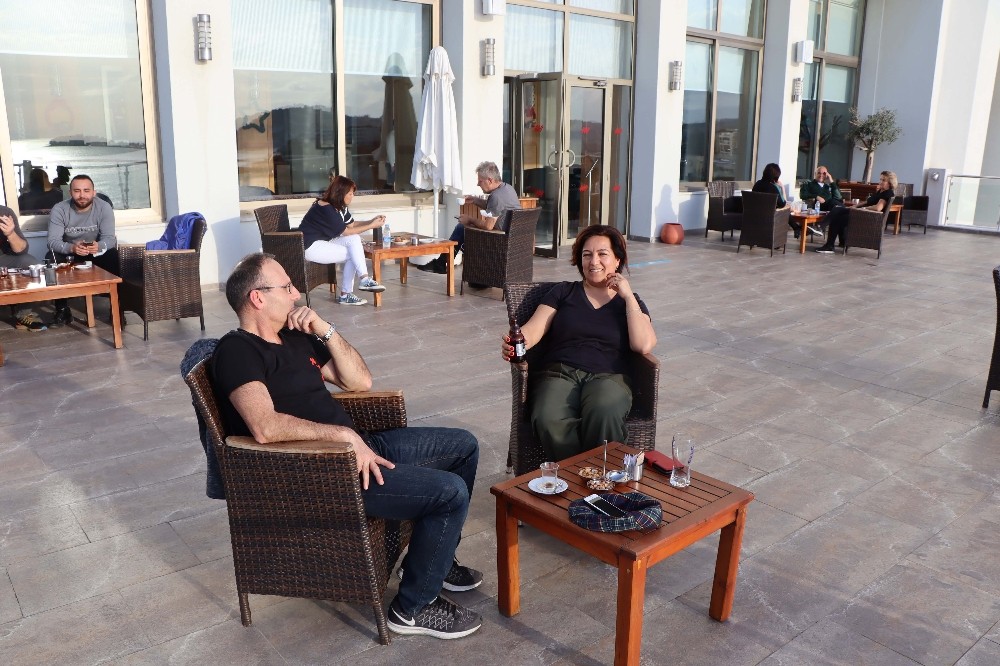 Kuşadası’ndan yeni yılın ilk günü izolasyonlu tatil manzaraları 8 kusadasindan yeni yilin ilk gunu izolasyonlu tatil manzaralari 5 tUjD4hqp Kuşadası’ndan yeni yılın ilk günü izolasyonlu tatil manzaraları