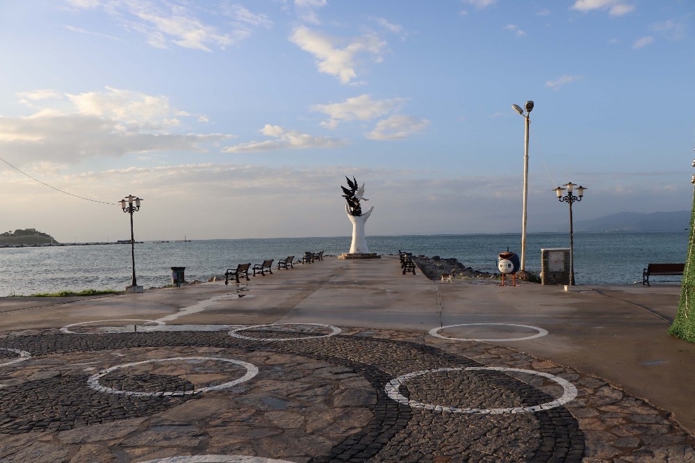 Kuşadası’ndan yeni yılın ilk günü izolasyonlu tatil manzaraları 10 kusadasindan yeni yilin ilk gunu izolasyonlu tatil manzaralari 7 JLKdeqDm Kuşadası’ndan yeni yılın ilk günü izolasyonlu tatil manzaraları