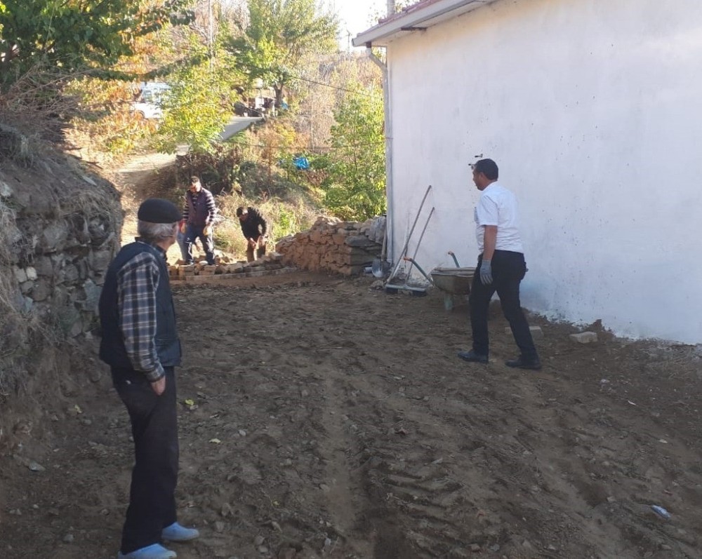 Kuyucak’ta parke taşı olmayan yol kalmıyor 1 kuyucakta parke tasi olmayan yol kalmiyor 1 Fp1Buuei Kuyucak’ta parke taşı olmayan yol kalmıyor