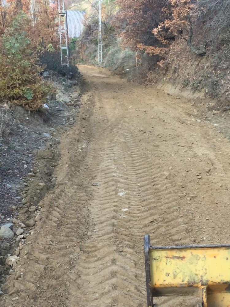 Kuyucak’ta parke taşı olmayan yol kalmıyor 7 kuyucakta parke tasi olmayan yol kalmiyor 4 1pjphhdz Kuyucak’ta parke taşı olmayan yol kalmıyor