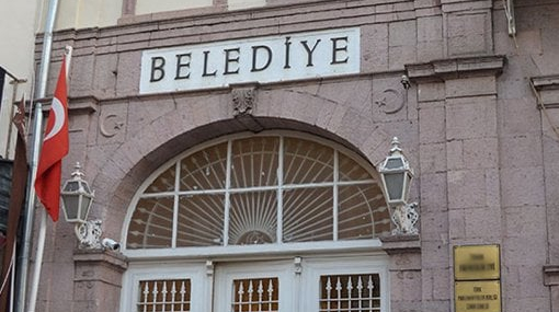 Belediyelerde Akraba Dönemi Bitiyor mu?