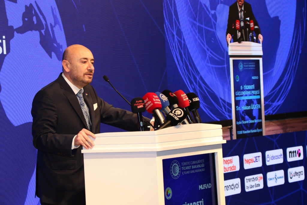 WhatsApp Image 2026 04 07 at 14.54.08 TOBB Başkanı Rifat Hisarcıklıoğlu Aydın’da: E-Ticaret Vurgusu Öne Çıktı