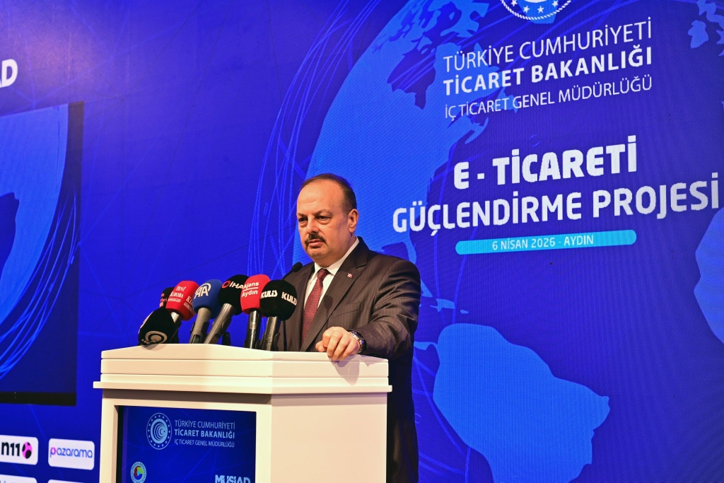 WhatsApp Image 2026 04 07 at 14.54.08 2 TOBB Başkanı Rifat Hisarcıklıoğlu Aydın’da: E-Ticaret Vurgusu Öne Çıktı