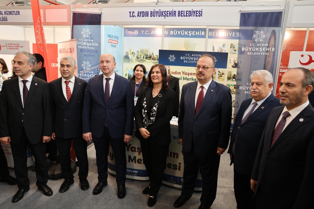 adu egekaf EGEKAF’26 Aydın’da Kapılarını Açtı: Binlerce Öğrenci Kariyer Fuarında Buluştu