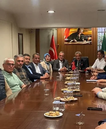 solakoglundan-efeler-ziraat-odasina-ziyaret